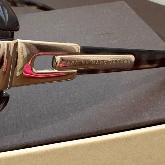 Marc by Marc Jacobs Sunglasses - Picture 5 of 6